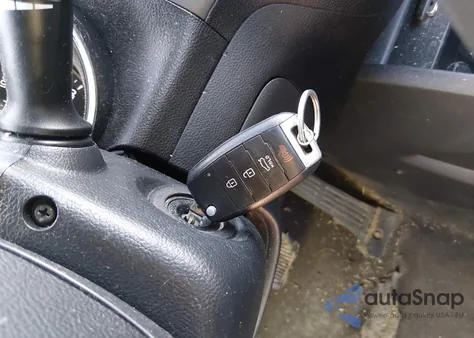 2015 Kia Forte Lx z USA, uszkodzony, nr VIN KNAFX4A64F5255470